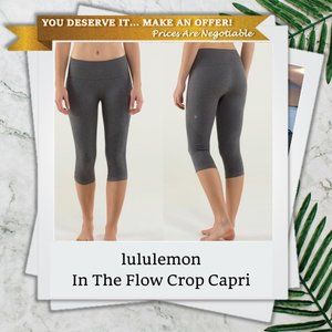 Lululemon 4/6 In the Flow Crop Capri